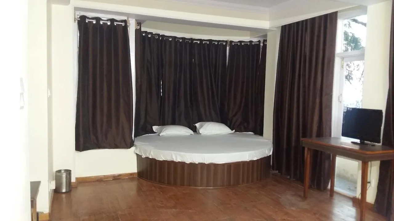 Hotel Le Talbot Shimla 2*,